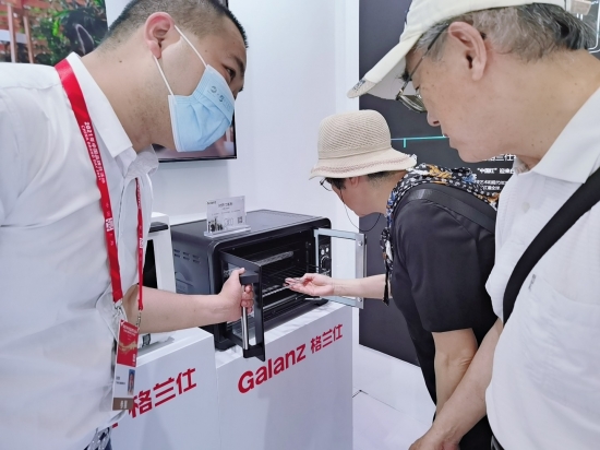 f560fff946484f5a702852d25fc447b